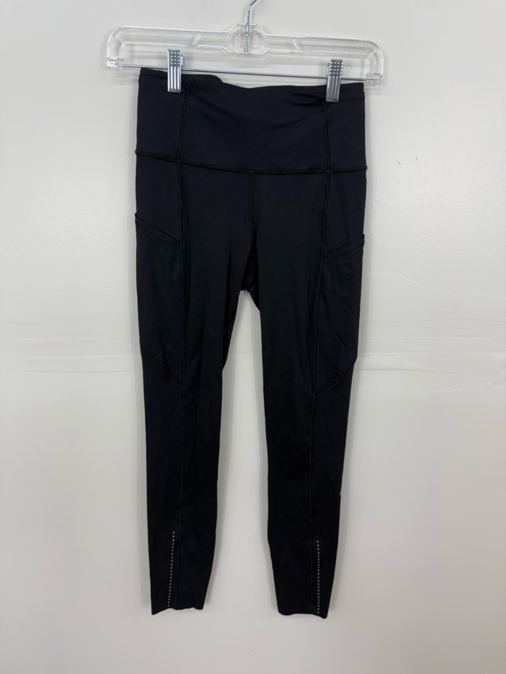 lululemon athletica Black High-Rise Workout Leggings R23